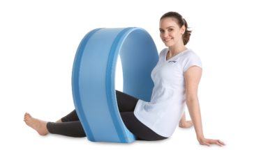 Magnetic therapy applicator SL70 for applications in the hip area. Due to its dimensions, it can slide around the whole length of the body.